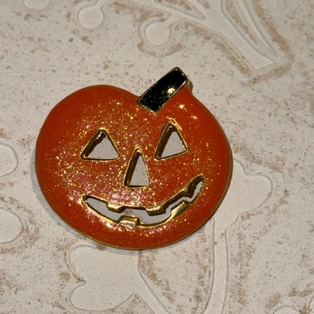 Jack o Lantern Enamel  AAI Accessories Associates inc brooch circa 1980